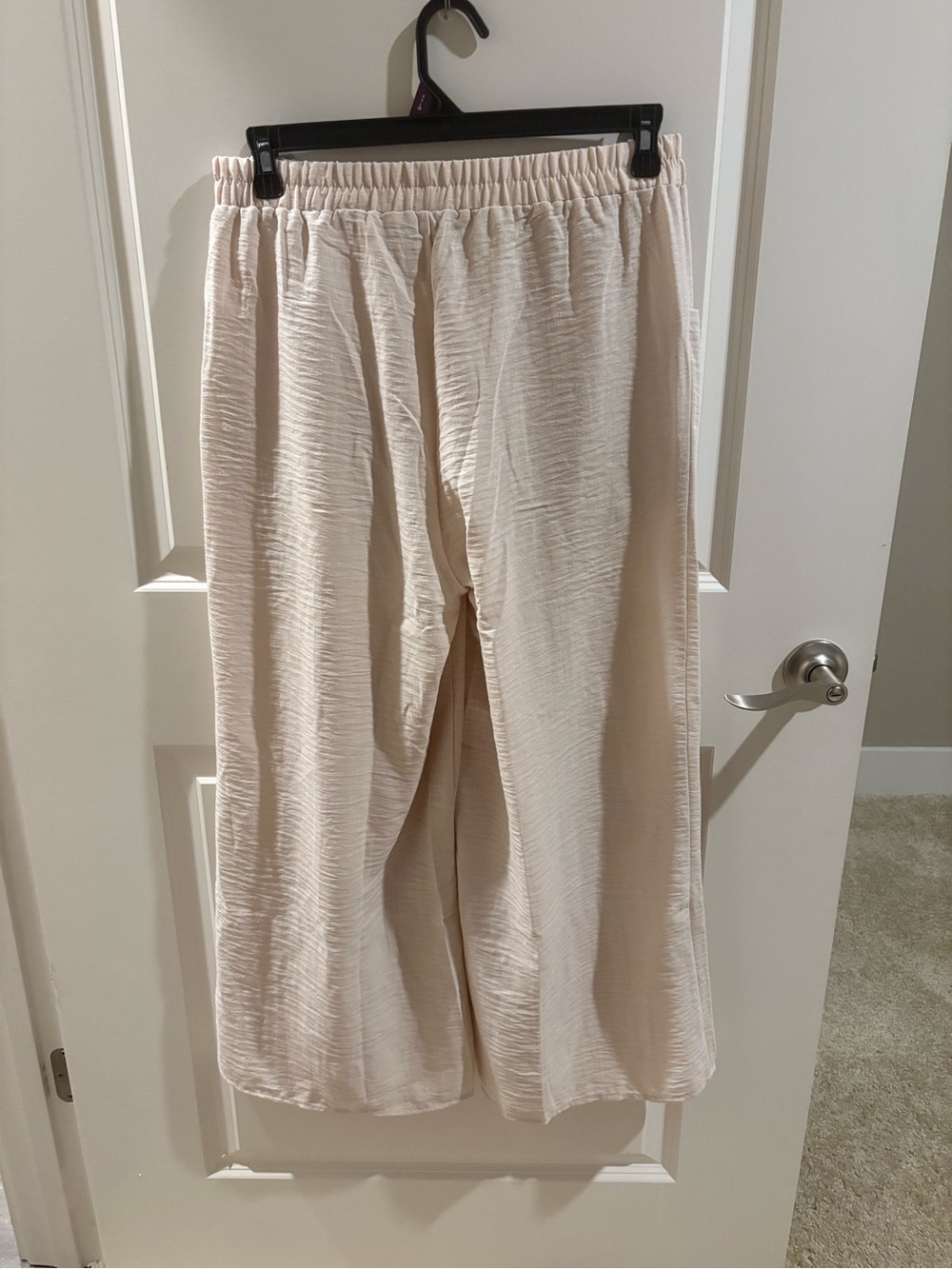 Zenana Woven Airflow / Textured Wide-Leg Crop Pants - Large- NWOT - Picture 2 of 6